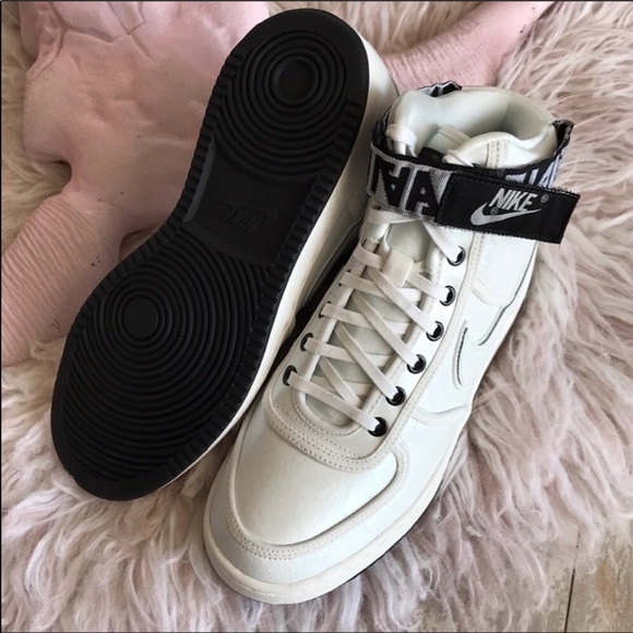 nike vandal lx
